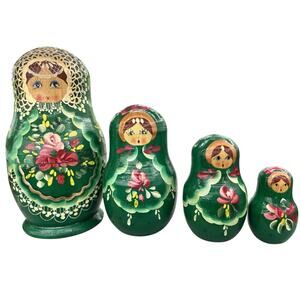 VTG Matryoshka Green Painted Wooden Russian Nesting Dolls 7” 4 Piece